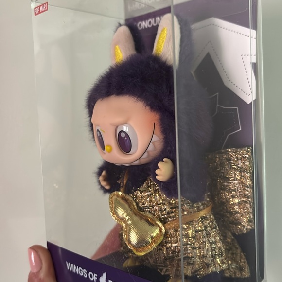 POP MART LABUBU × PRONOUNCE - WINGS OF FORTUNE Vinyl Plush Hanging Card - Picture 5 of 10